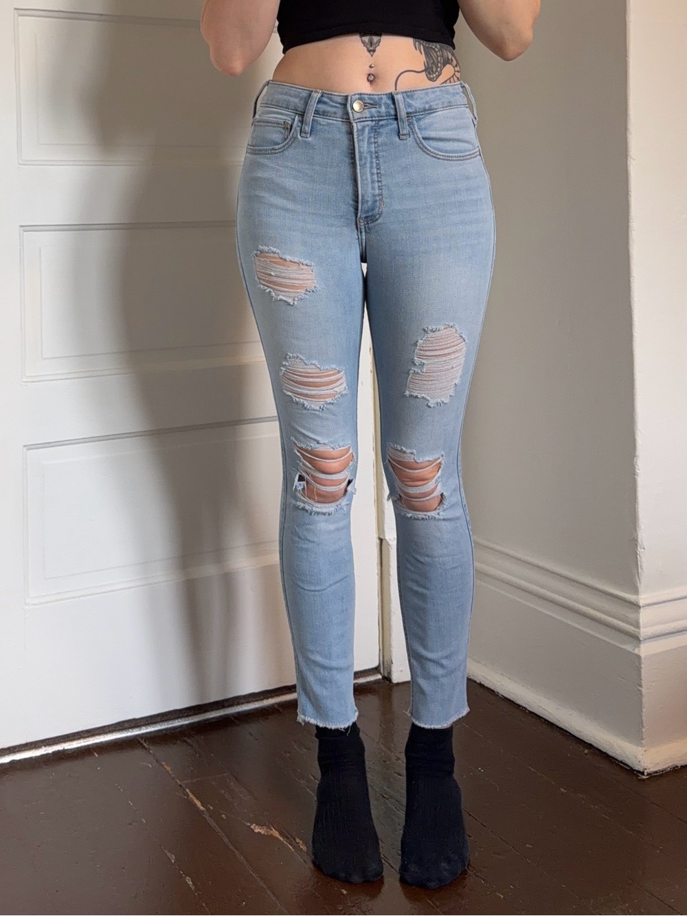 Hollister Light Blue Ripped High-Rise Skinny Jeans 26”